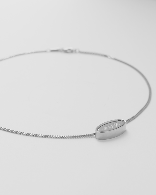 Emblem Necklace Narrow